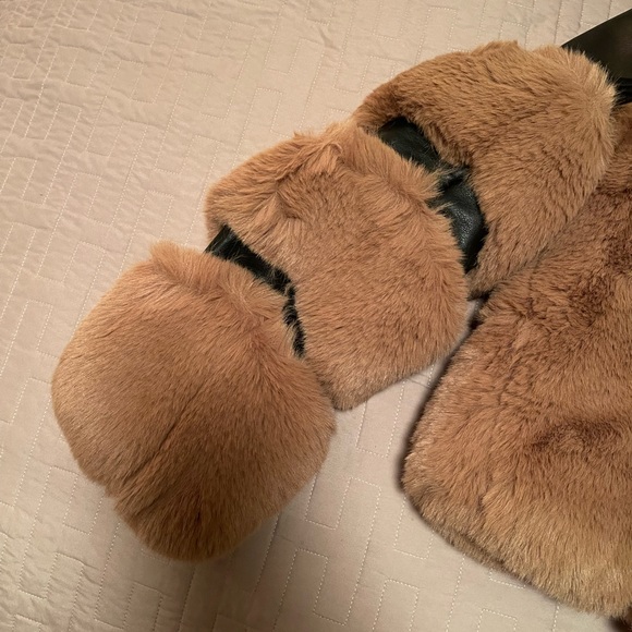 Camel faux fur jacket - Picture 3 of 5